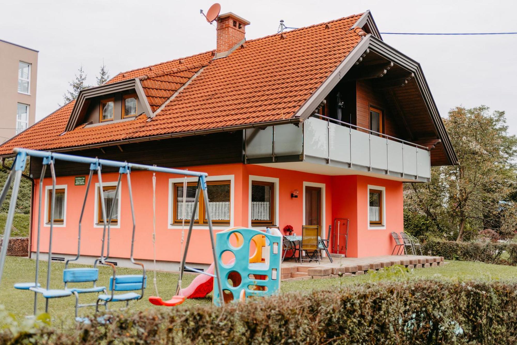Ferienhaeuser Inge Und Seeblick Oberaichwald  Luaran gambar